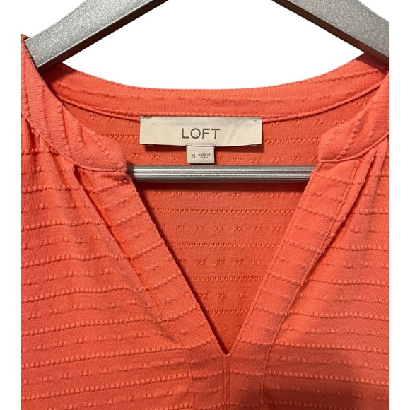 LOFT Orange Textured V-Neck Tiered Dress – Small - Picture 4 of 6